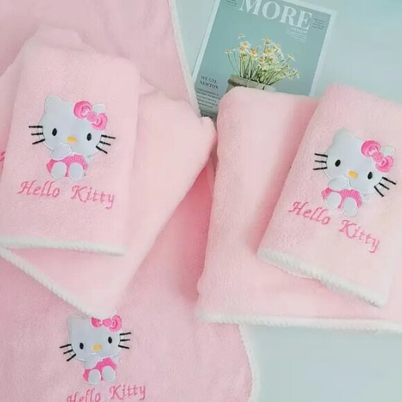 Hello Kitty Bath Towel Plush Set 3 Piece Pink NWT - Picture 2 of 5